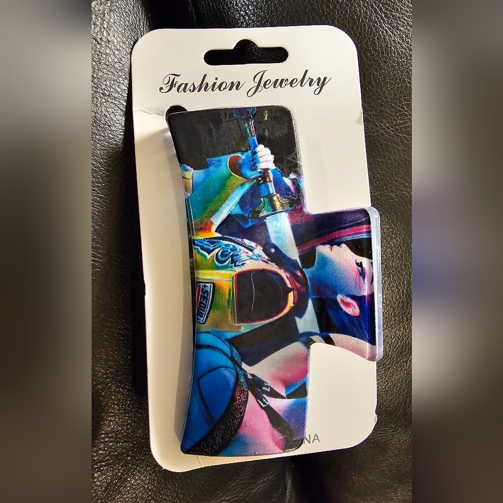 Demon Hunters Claw Hair Clip Multicolored New In Package